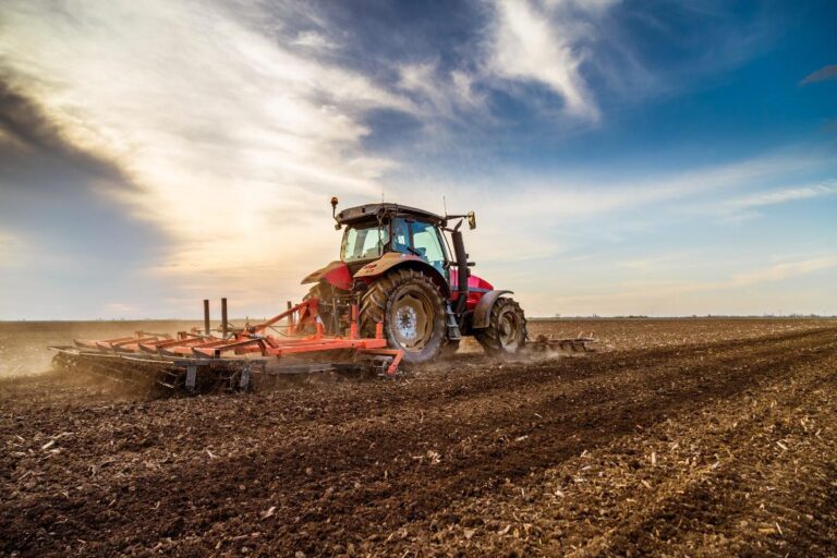 Află dacă tractorul tău e pregătit de primăvară